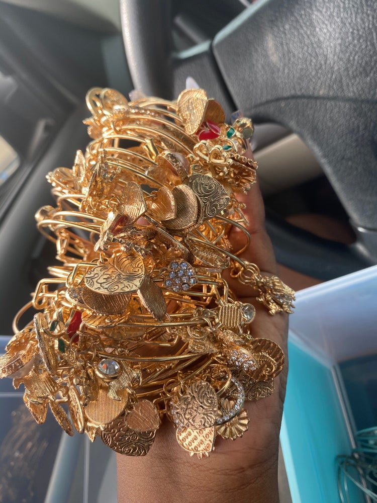 WHOLESALE BRACELETS 🤍